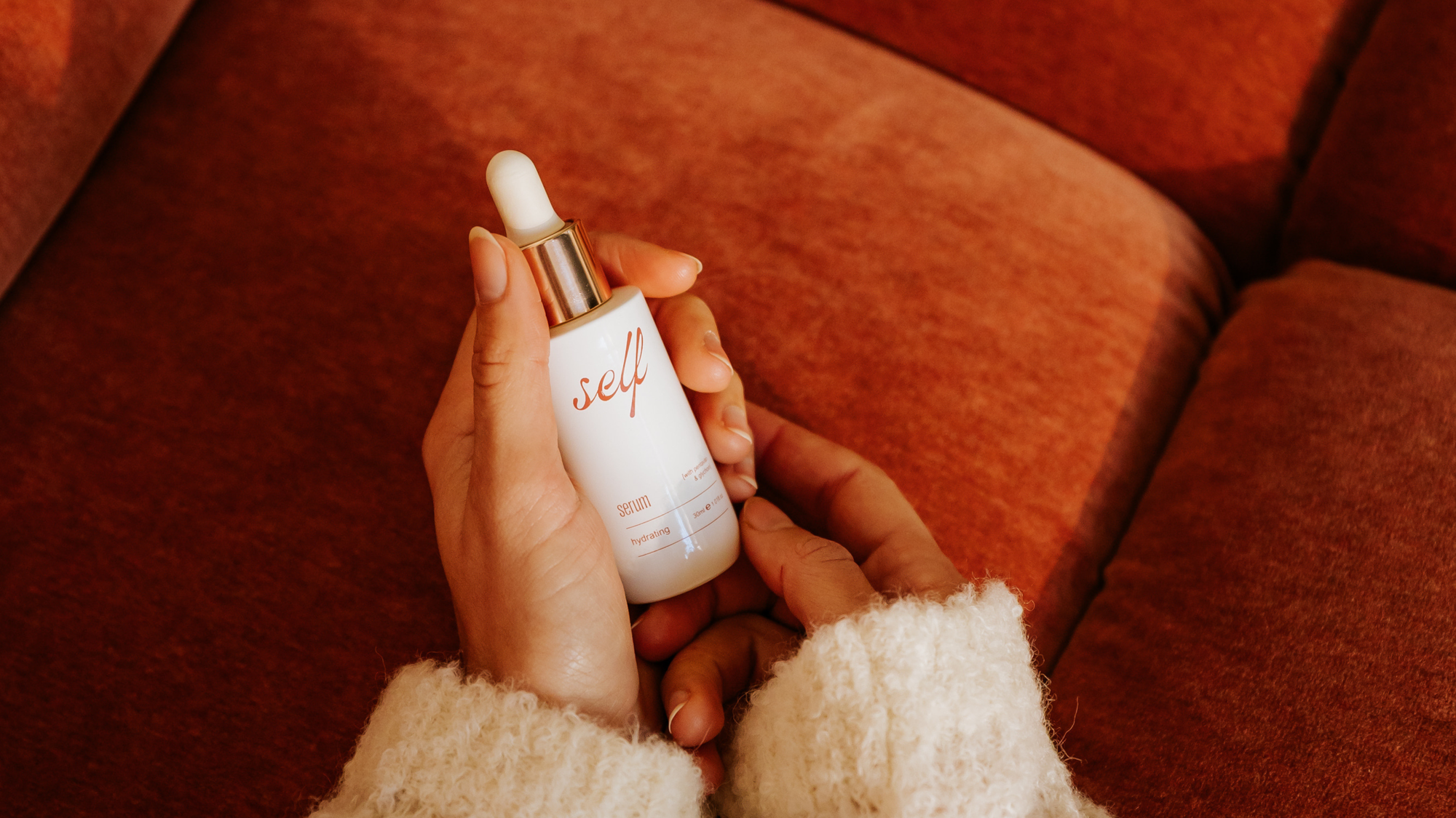 Van winter dullness naar glow: ontdek de kracht van ons Hydrating Serum