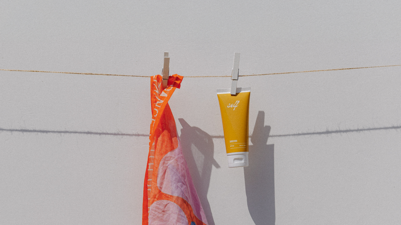 Waarom zonnecrème niet alleen voor de zomer is