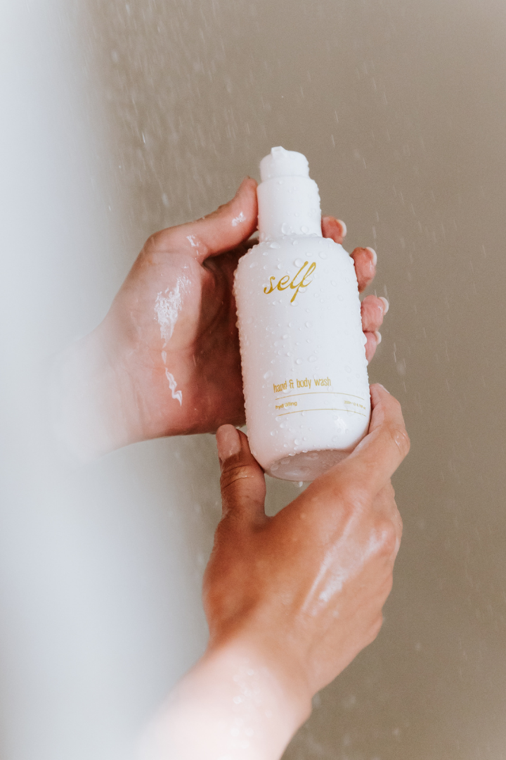 HYDRATING HAND AND BODY WASH